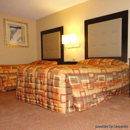 And Lounge